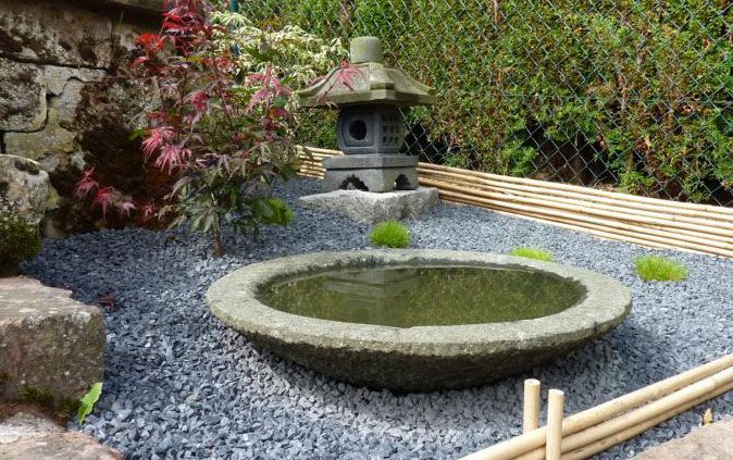 sf10059_1 Steinschale Lotus